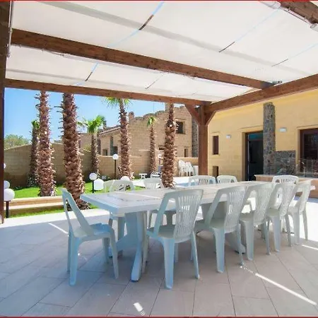 Seven Bay Emirs Villa Cefalu