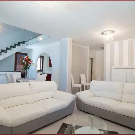 Villa Seven Bay Emirs Cefalu